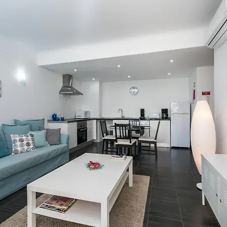 Apartment Serenity By Intiholidays *